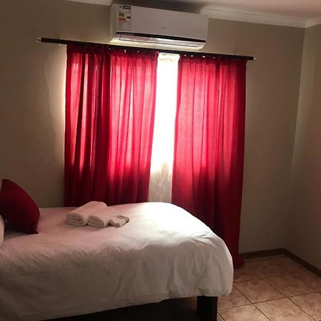 Urbanlife Keetmanshoop Accommodation Dış mekan fotoğraf